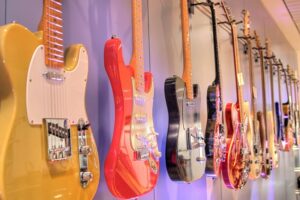 Local music shops Dusseldorf buy drums guitars in your area