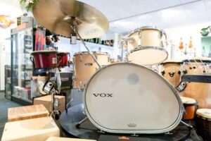 Local music shops Perth buy drums guitars in your area