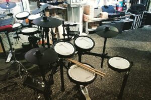 Local music shops Provo buy drums guitars in your area