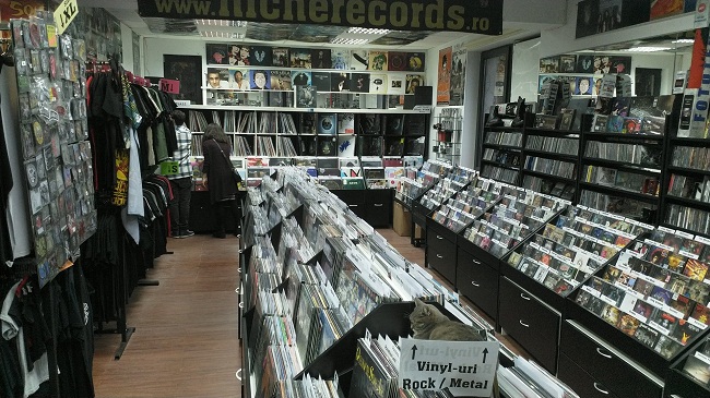 Live music lessons near you Kiev vintage CD record stores