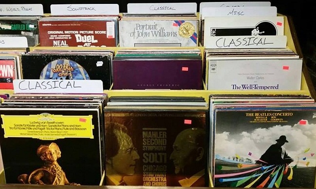 Live music lessons near you Memphis vintage CD record stores