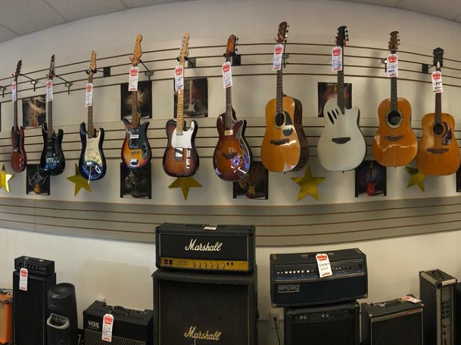 Local music shops Dayton buy drums guitars in your area
