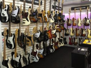 Local music shops Montreal buy drums guitars in your area
